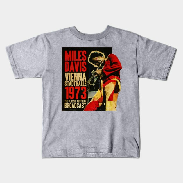 The Classic Miles Davis Kids T-Shirt by THEVARIO